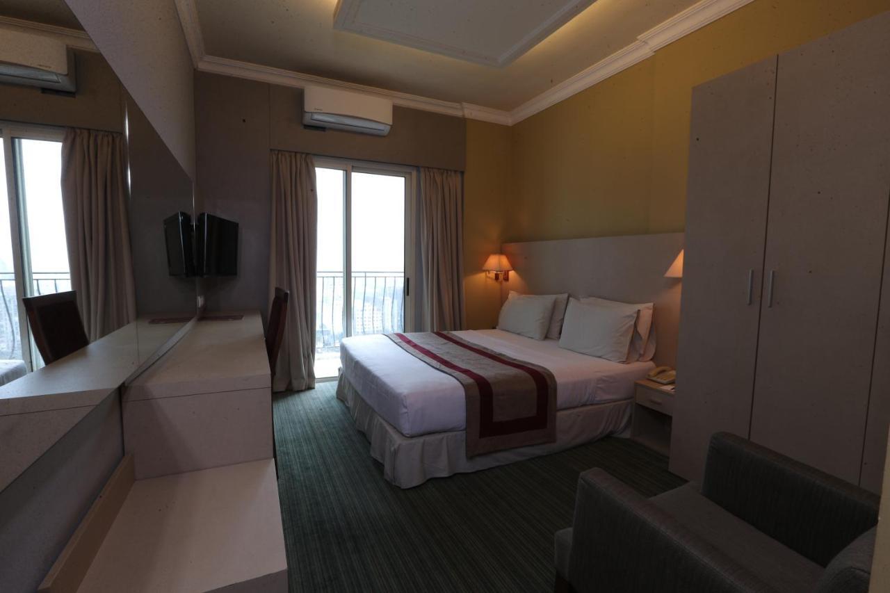 Chambre Double ou Lits Jumeaux avec Balcon